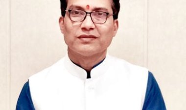 Why is Jyotish Umesh Chandra Pant regarded as the top astrologer in India? Answered