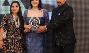 VibeSocial by Ronit Kushwaha Honored as Best Online Reputation Management Company in India by Bollywood Actress Zareen Khan