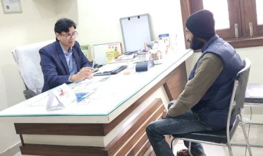 Urological Cancers – Expert Care by the Kidney Cancer Doctor in Agra, Urologist in Agra, and Leader in Urology Cancer Treatment in Agra – Dr. Dilip Kumar Mishra