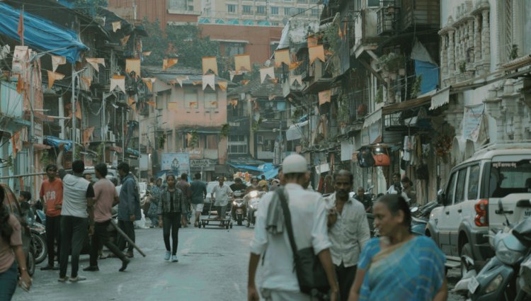 Tittle - Ganadhisha Mumbaicha: The 77-Year Tradition That Turns Kamathipura Into Akhand Bharat.